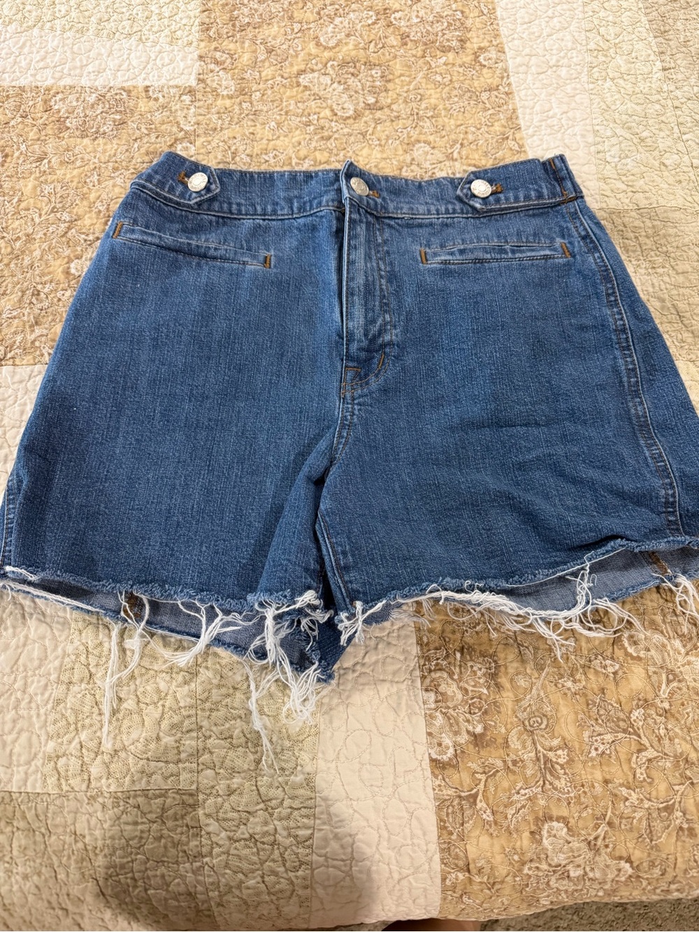 Madewell Women's Blue Denim Cutoff Shorts - Classic High-Waist Style